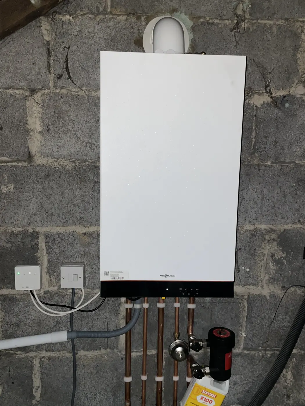 Viessmann boiler with system filter and full pipework re-run