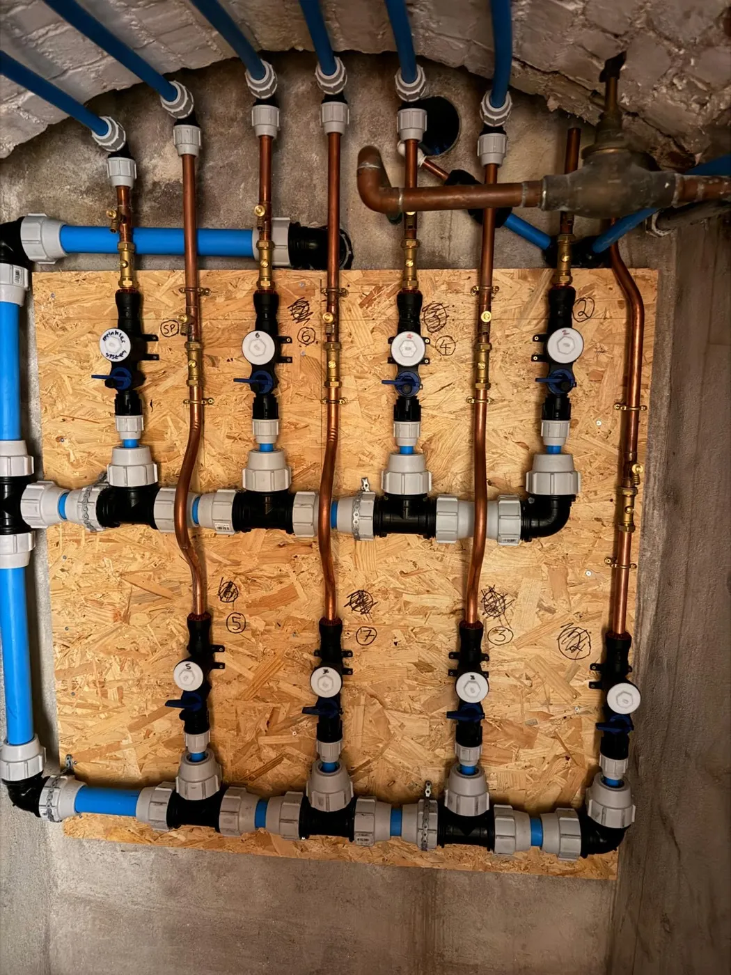 Cold water main manifold for a block of luxury apartments